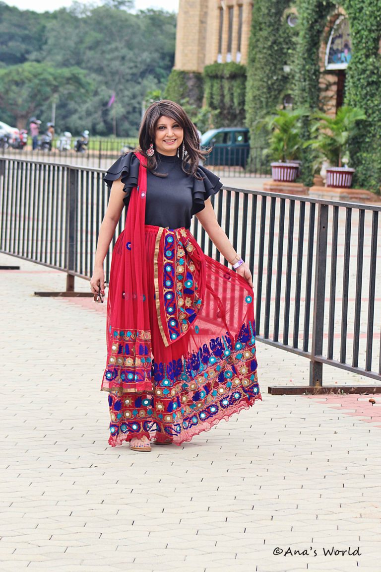 Effortless Sari Styles What To Wear Traveling In India? Ana's World