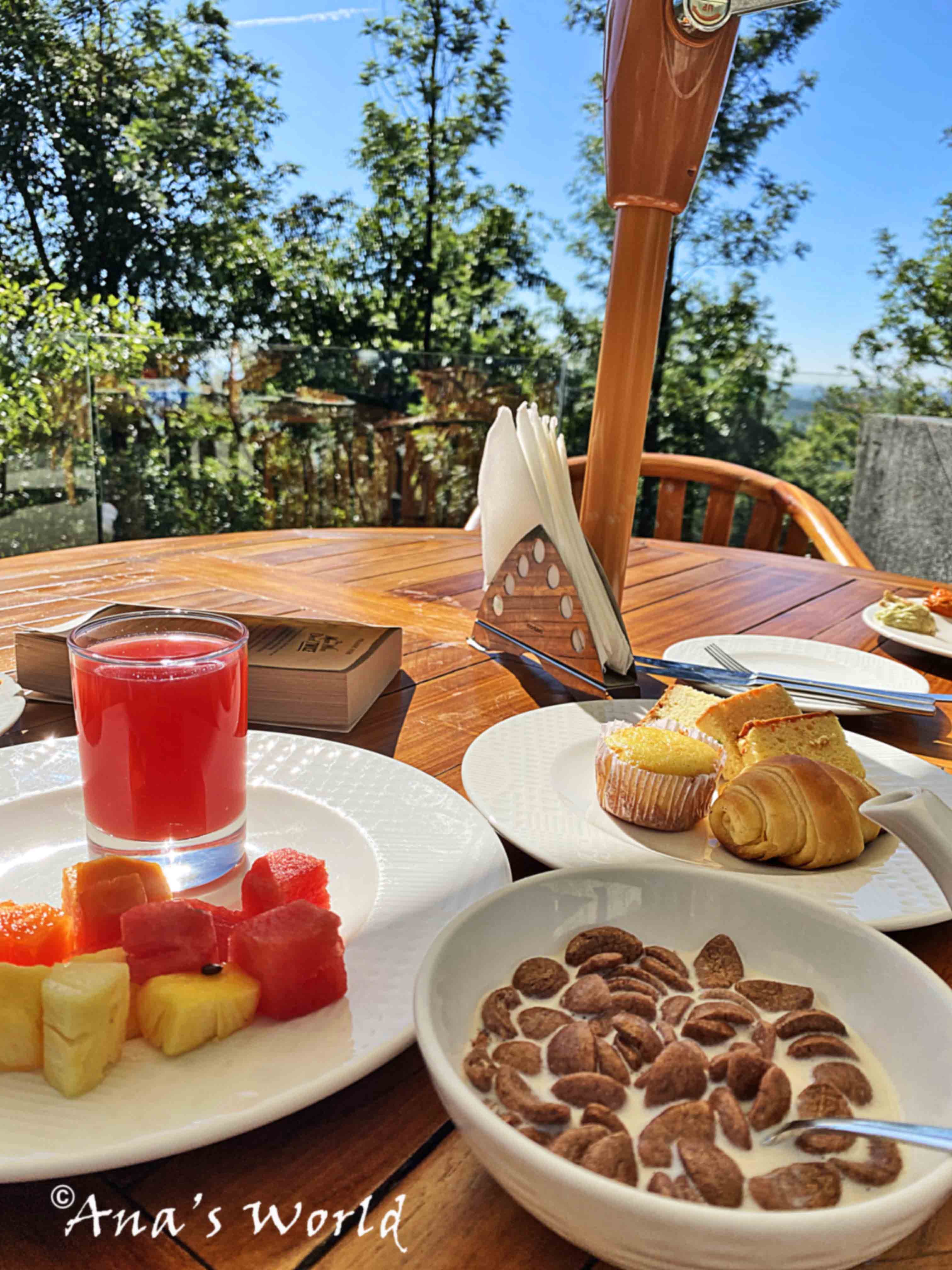 Breakfast with view at Java rain resorts